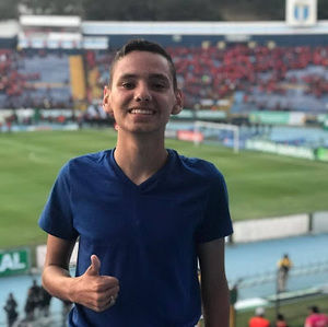 Meet your Posher, Hernan jose manuel